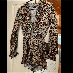 Nasty Gal Cheetah Print Romper Size Small